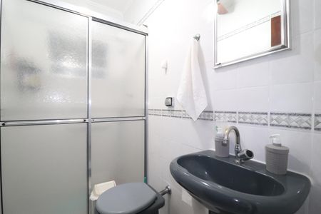 Casa à venda com 240m², 4 quartos e 4 vagasCasa 3 - Banheiro