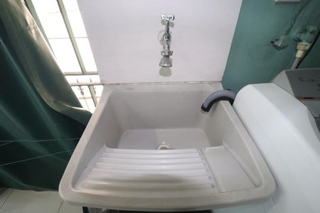 Casa à venda com 240m², 4 quartos e 4 vagasCasa 3 - Área de Serviço