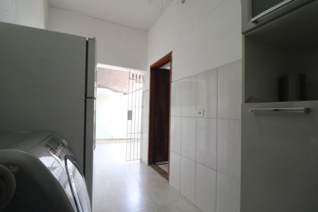 Casa à venda com 240m², 4 quartos e 4 vagasCasa 2 - Área de Serviço