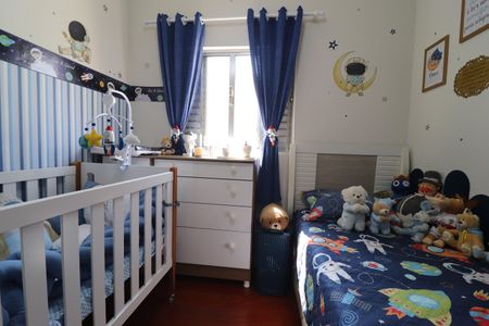 Casa à venda com 240m², 4 quartos e 4 vagasCasa 2 - Quarto 2