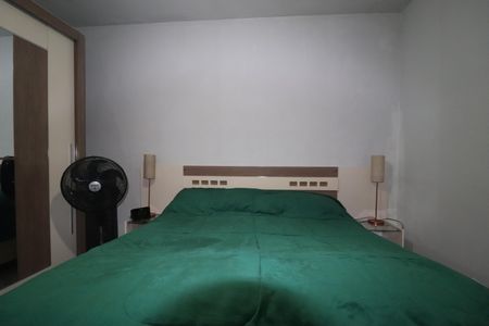 Casa à venda com 240m², 4 quartos e 4 vagasCasa 3 - Quarto 1