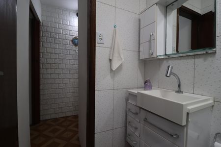 Casa à venda com 240m², 4 quartos e 4 vagasCasa 1 - Banheiro