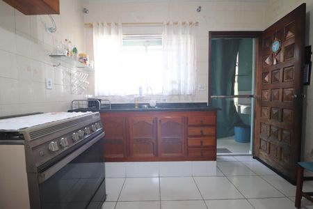 Casa à venda com 240m², 4 quartos e 4 vagasCasa 3 - Cozinha