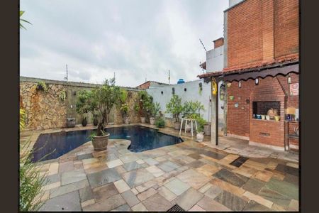 Casa à venda com 450m², 5 quartos e 4 vagas
