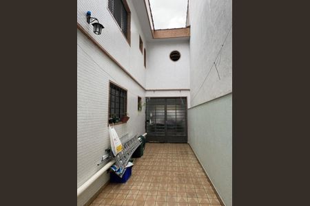 Casa à venda com 210m², 4 quartos e 6 vagas