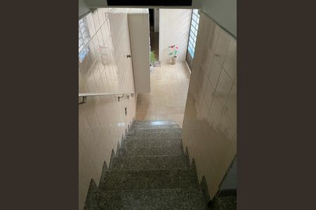 Casa à venda com 210m², 4 quartos e 6 vagas