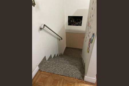 Casa à venda com 210m², 4 quartos e 6 vagas