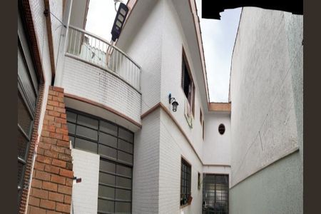 Casa à venda com 210m², 4 quartos e 6 vagas