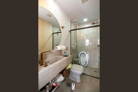 Apartamento à venda com 196m², 4 quartos e 3 vagasBanheiro Social 1