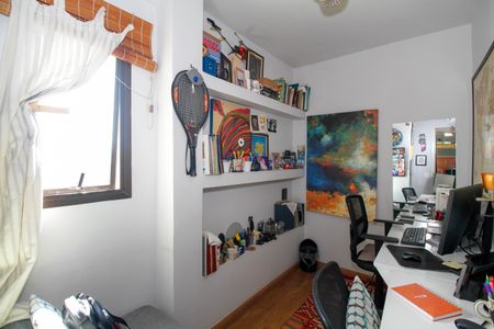 Apartamento à venda com 196m², 4 quartos e 3 vagasQuarto 3 (Cobertura)