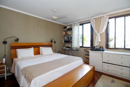 Apartamento à venda com 196m², 4 quartos e 3 vagasSuíte