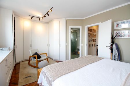 Apartamento à venda com 196m², 4 quartos e 3 vagasSuíte