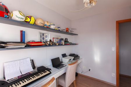 Apartamento à venda com 80m², 3 quartos e 2 vagas Apartamento à venda com 80m², 3 quartos e 2 vagasQuarto 2