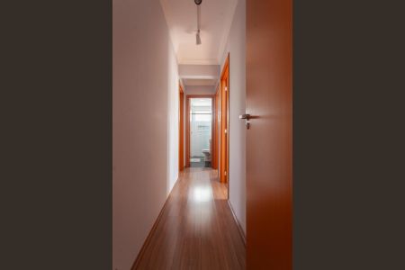 Apartamento à venda com 80m², 3 quartos e 2 vagas Apartamento à venda com 80m², 3 quartos e 2 vagasCorredor