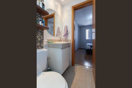 Apartamento à venda com 80m², 3 quartos e 2 vagas Apartamento à venda com 80m², 3 quartos e 2 vagasBanheiro da Suíte