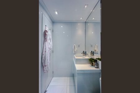 Apartamento à venda com 75m², 2 quartos e 2 vagasBanheiro