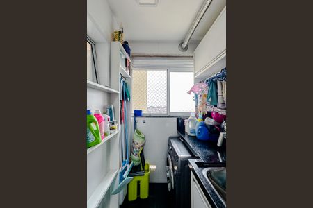 Apartamento à venda com 75m², 2 quartos e 2 vagasÁrea de Serviço