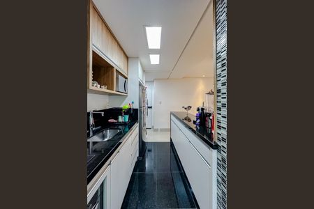 Apartamento à venda com 75m², 2 quartos e 2 vagasCozinha