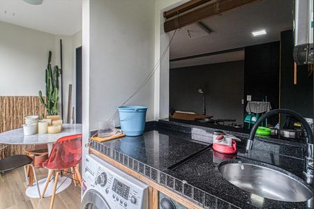 Apartamento à venda com 53m², 2 quartos e 1 vaga Apartamento à venda com 53m², 2 quartos e 1 vagasacada e área de serviço compartilhadas