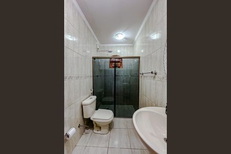 Casa à venda com 290m², 3 quartos e 3 vagasBanheiro Social