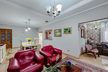 Casa à venda com 290m², 3 quartos e 3 vagasSala