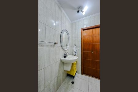 Casa à venda com 290m², 3 quartos e 3 vagasBanheiro Social