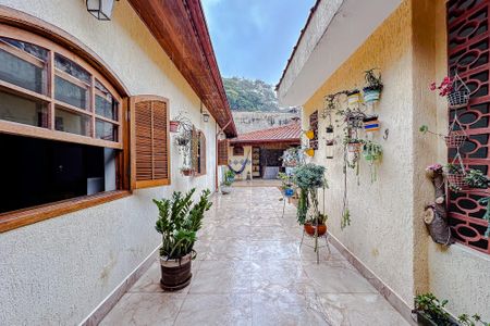 Casa à venda com 290m², 3 quartos e 3 vagasÁrea externa