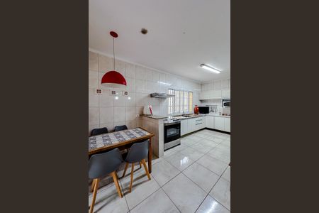 Casa à venda com 290m², 3 quartos e 3 vagasCozinha