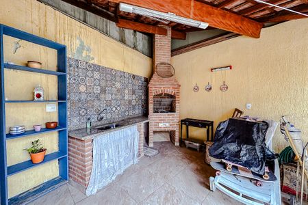 Casa à venda com 290m², 3 quartos e 3 vagasÁrea externa