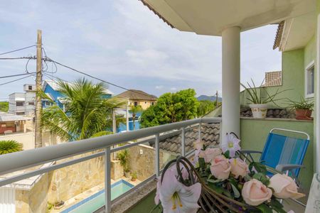 Casa de condomínio à venda com 250m², 3 quartos e 2 vagasVaranda da Suíte 1