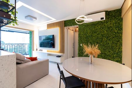 Apartamento à venda com 69m², 2 quartos e 2 vagas Apartamento à venda com 69m², 2 quartos e 2 vagasSala de Jantar