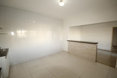 Casa à venda com 370m², 4 quartos e 4 vagascozinha