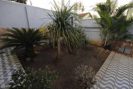 Casa à venda com 370m², 4 quartos e 4 vagasjardim