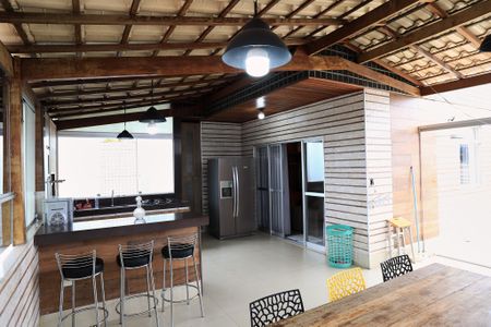 Apartamento à venda com 180m², 3 quartos e 2 vagasCobertura