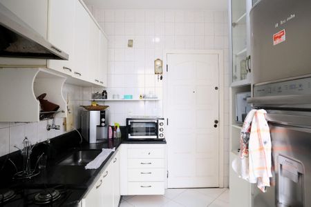 Apartamento à venda com 180m², 3 quartos e 2 vagasCozinha