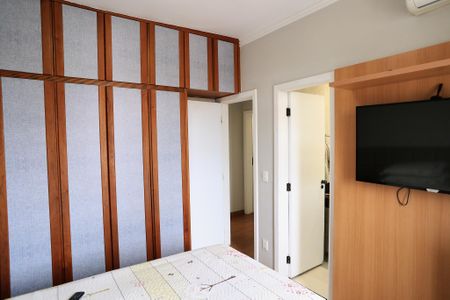 Apartamento à venda com 180m², 3 quartos e 2 vagasQuarto