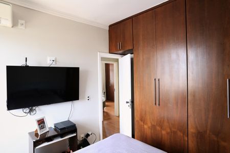 Apartamento à venda com 180m², 3 quartos e 2 vagasQuarto 2