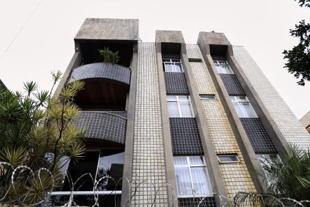 Apartamento à venda com 180m², 3 quartos e 2 vagasFachada