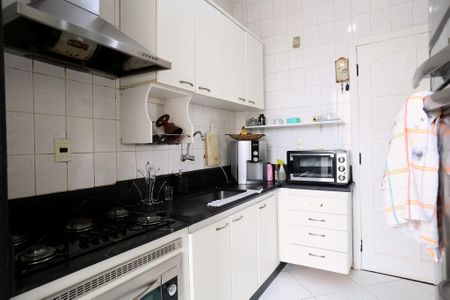 Apartamento à venda com 180m², 3 quartos e 2 vagasCozinha