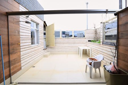 Apartamento à venda com 180m², 3 quartos e 2 vagasCobertura