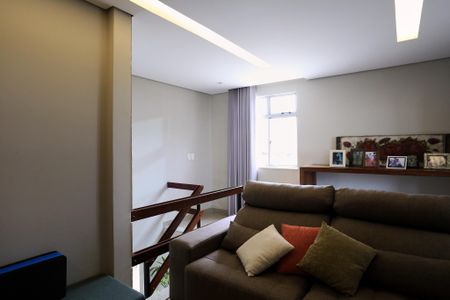 Apartamento à venda com 180m², 3 quartos e 2 vagasHall