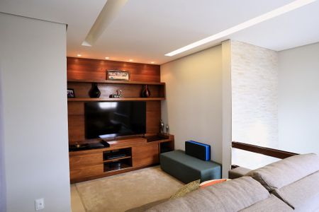 Apartamento à venda com 180m², 3 quartos e 2 vagasHall