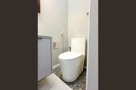 Apartamento à venda com 97m², 2 quartos e 1 vaga Apartamento à venda com 97m², 2 quartos e 1 vagaLavabo