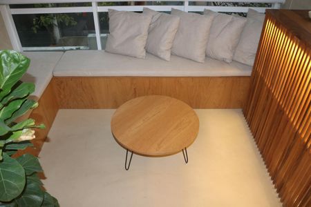 Apartamento à venda com 79m², 2 quartos e 1 vagaVaranda