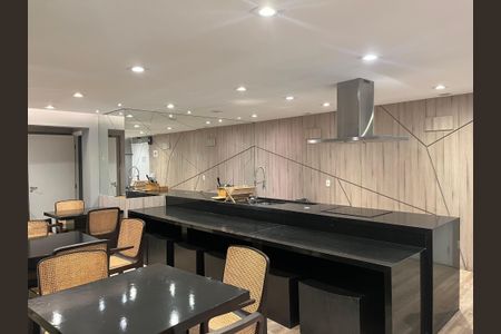 Apartamento à venda com 79m², 2 quartos e 1 vaga Apartamento à venda com 79m², 2 quartos e 1 vagaÁrea comum - Salão de festas
