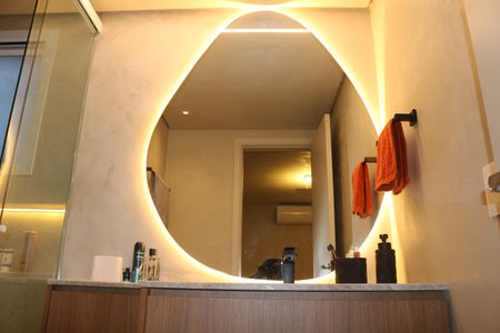 Apartamento à venda com 79m², 2 quartos e 1 vagaBanheiro da Suíte