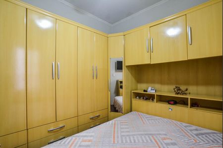 Casa para alugar com 250m², 2 quartos e 2 vagas Casa para alugar com 250m², 2 quartos e 2 vagasQuarto 1