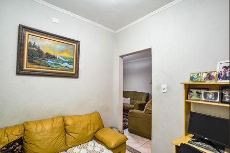 Casa para alugar com 250m², 2 quartos e 2 vagas Casa para alugar com 250m², 2 quartos e 2 vagasSala de TV