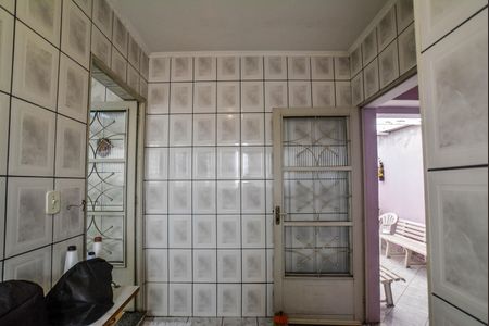 Casa para alugar com 250m², 2 quartos e 2 vagas Casa para alugar com 250m², 2 quartos e 2 vagasÁrea de Serviço