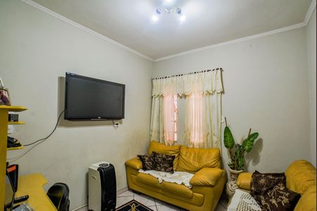 Casa para alugar com 250m², 2 quartos e 2 vagas Casa para alugar com 250m², 2 quartos e 2 vagasSala de TV